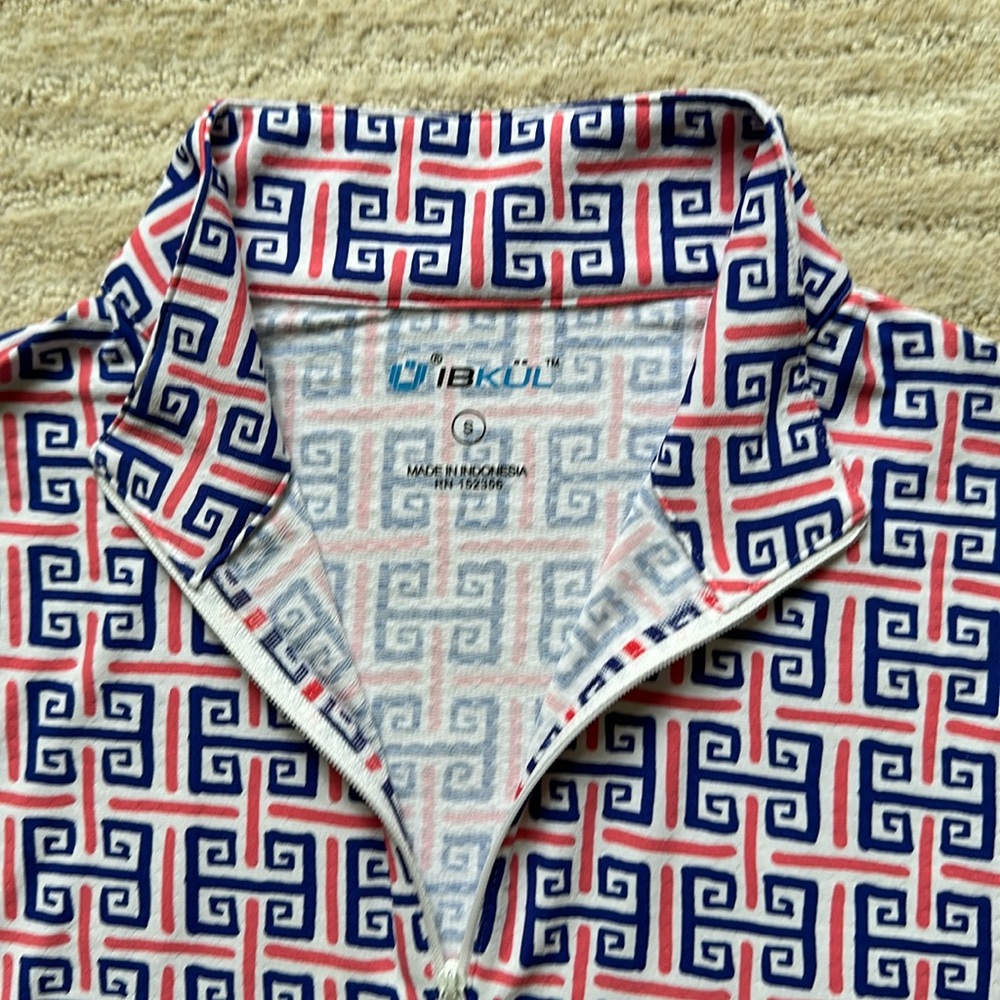 NWT IBKÜL Zip Mock Neck Geo Key Print 1/4 ZIP Polo Long Sleeve Top Size Small - Picture 10 of 16